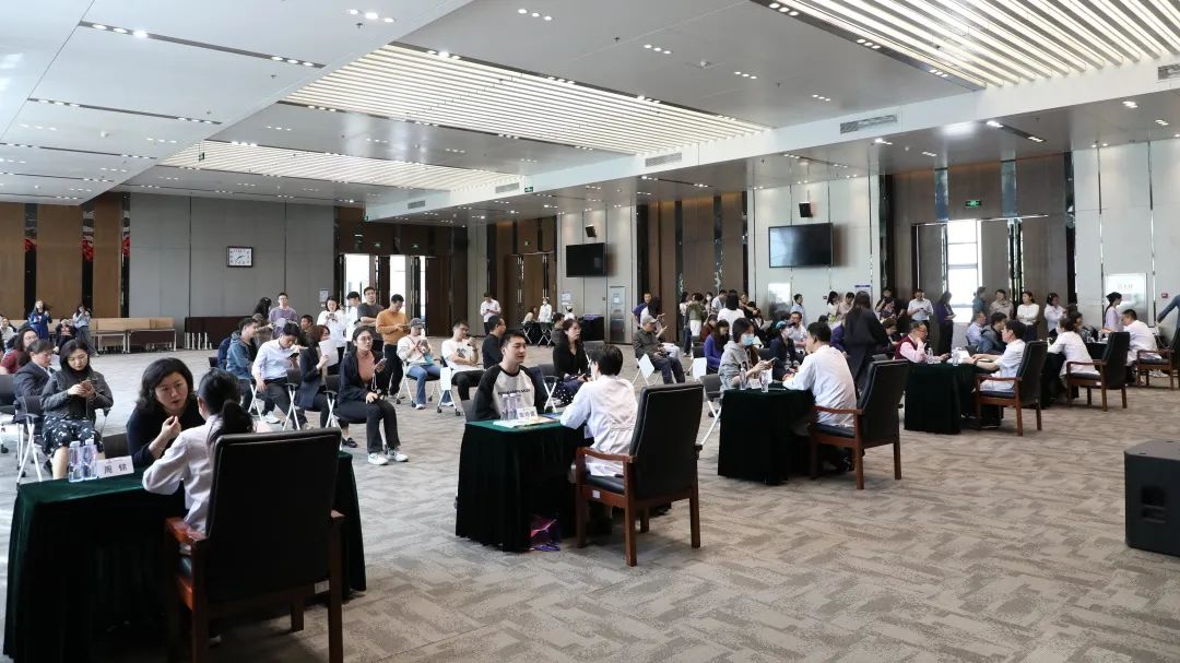 维多利亚老品牌vic(集团)官方网站